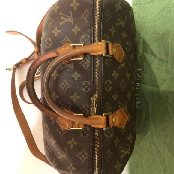 Authentic Louis Vuitton Speedy 30 Monogram Bag - Picture 4 of 8